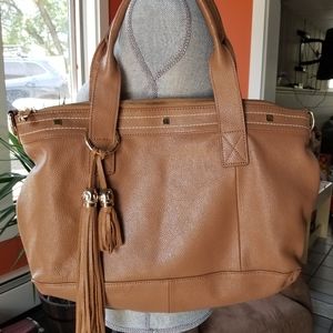 Cuore and Pelle Tan Pebbled Leather Satchel